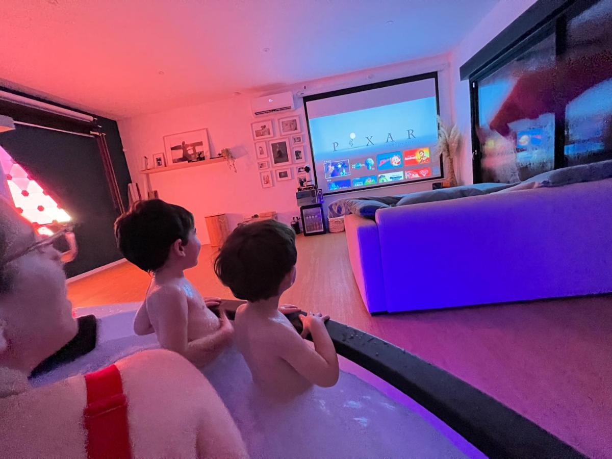 Capsule Nature & Photos - Jacuzzi - Netflix & Home Cinema - Ps5 & Jeu Thun-Saint-Martin Ngoại thất bức ảnh